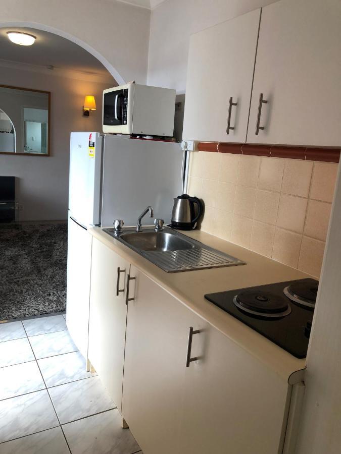 Avaleen Lodge Motor Inn Нора Экстерьер фото