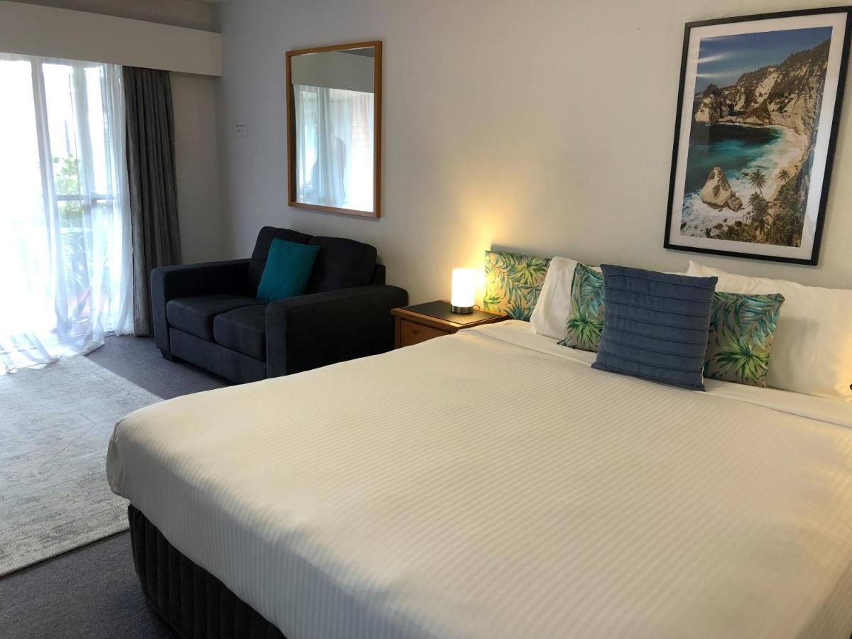 Avaleen Lodge Motor Inn Нора Экстерьер фото