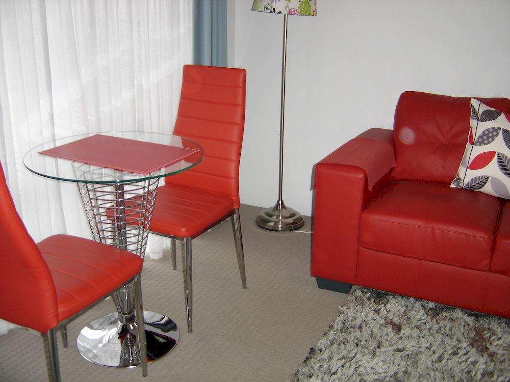 Avaleen Lodge Motor Inn Нора Экстерьер фото